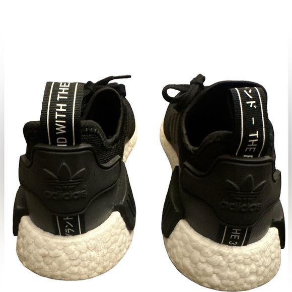 Adidas NMD r1 size 5men/6.5 women - Picture 3 of 6